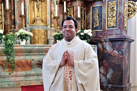 Pater Robin seit 10 Jahren im priesterlichen Dienst