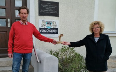 Klapperschlange kommt in die Schule