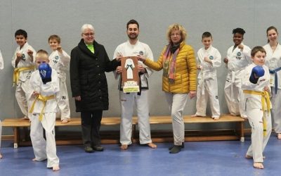 Laden spendet für junge Sportler