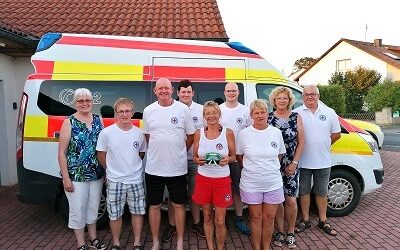 Schnäppchenladen spendet an Wasserwacht