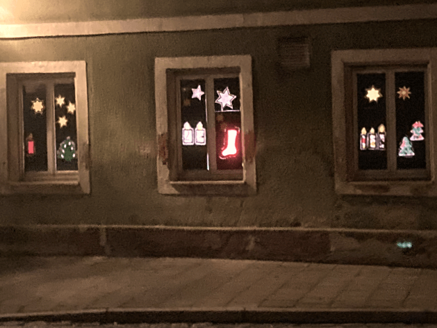 Hammerspecht-Fenster im Advent