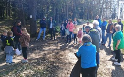 Pfarrgemeinde macht Emmaus-Wanderung